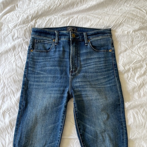 A&F Simone high rise super skinny Jean - Picture 3 of 9